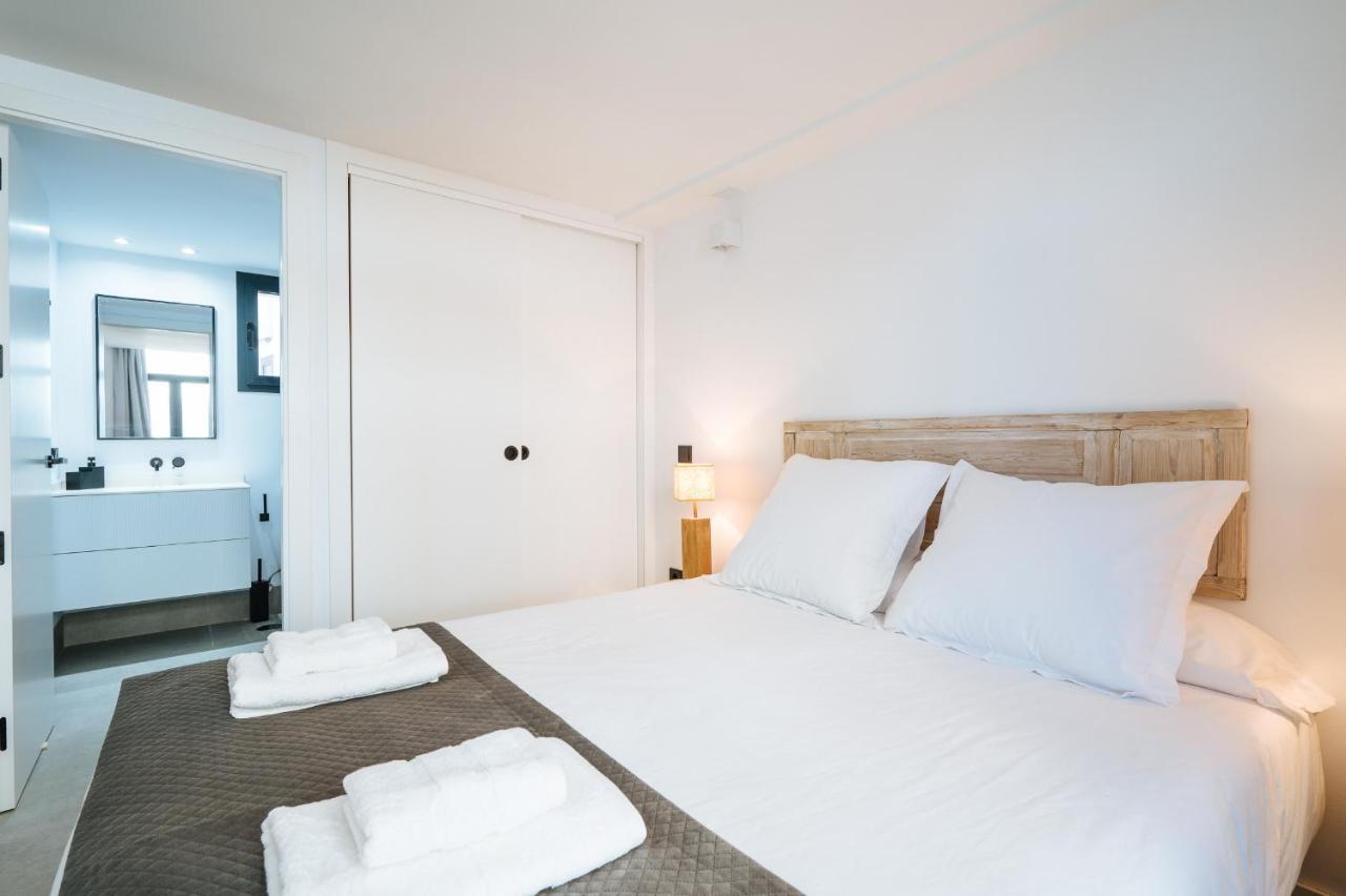Apartamentos Montevideo 6 塞维利亚 外观 照片