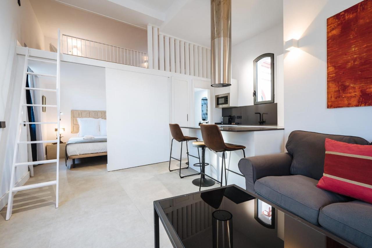 Apartamentos Montevideo 6 塞维利亚 外观 照片